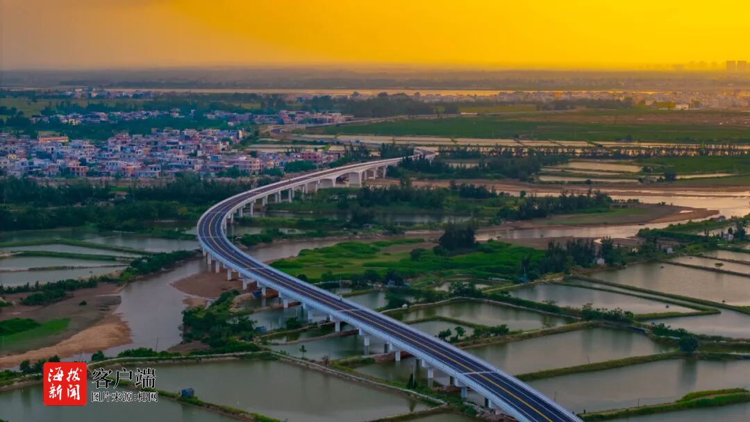 div, 成功举办了 div, 成功举办了