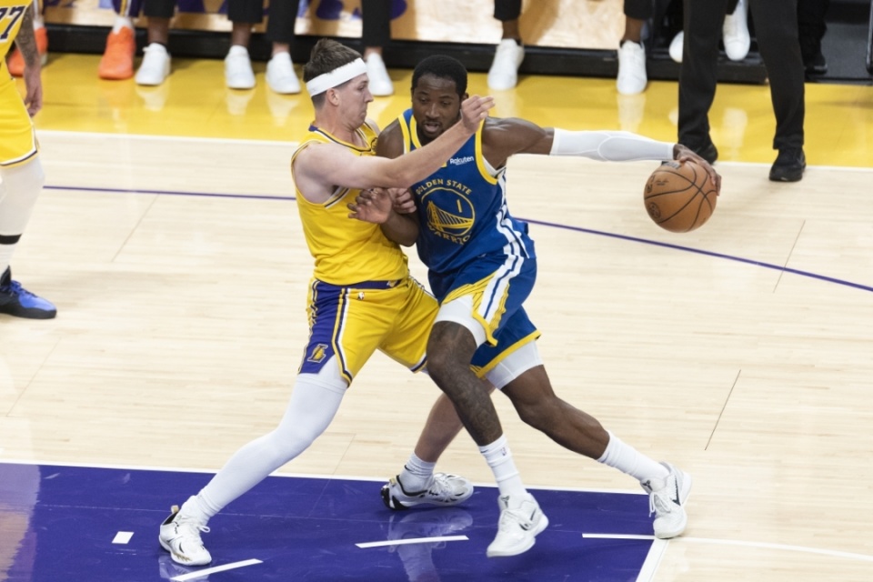 于湖人来说, 的跑动以及